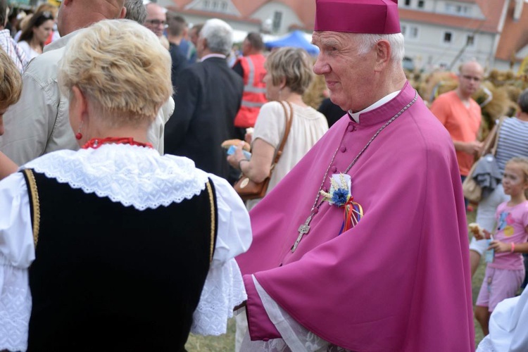 Dożynki w Krzyżowej