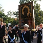 Od Żyrardowa rozpoczęła się peregrynacja obrazu Matki Bożej Częstochowskiej po diecezji łowickiej