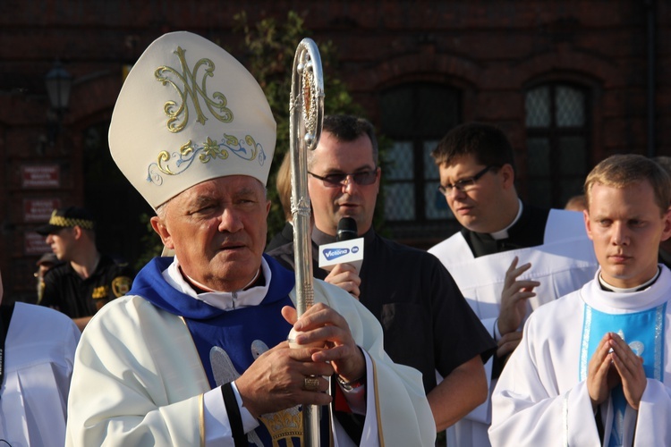 Peregrynacja ikony MB Częstochowskiej w parafii MB Pocieszenia w Żyrardowie