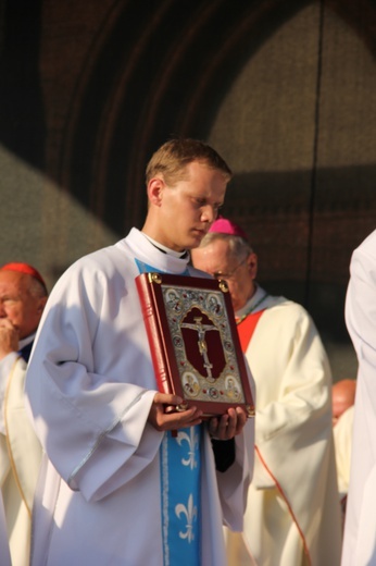 Peregrynacja ikony MB Częstochowskiej w parafii MB Pocieszenia w Żyrardowie