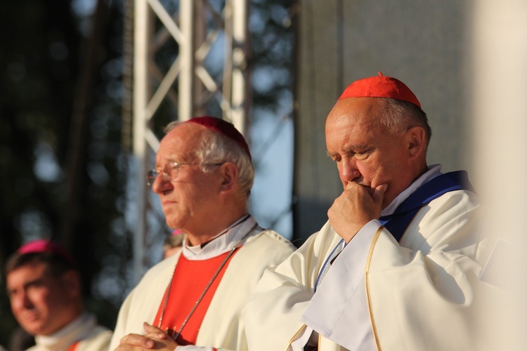 Peregrynacja ikony MB Częstochowskiej w parafii MB Pocieszenia w Żyrardowie