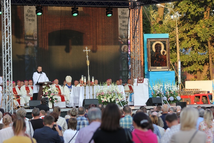 Peregrynacja ikony MB Częstochowskiej w parafii MB Pocieszenia w Żyrardowie