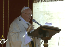 Papież: Matka Teresa hojną szafarką Bożego miłosierdzia