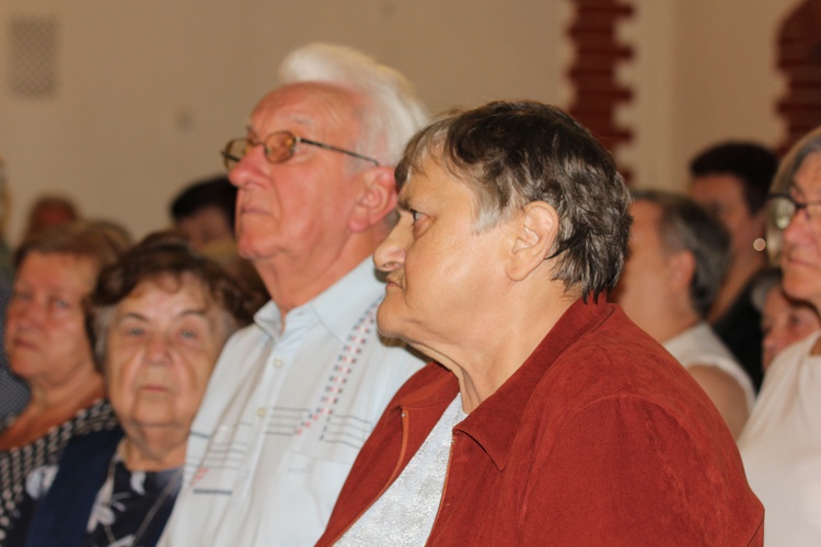 Peregrynacja ikony MB Częstochowskiej u św. Karola Boromeusza w Żyrardowie