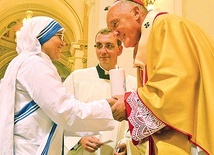 ▲	Przypominając wielką przyjaźń Matki Teresy i Jana Pawła II, kard. Kazimierz Nycz wskazał na podobieństwa między nimi.