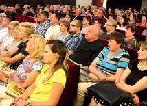 Nauczyciele religii na spotkaniu formacyjnym i organizacyjnym w Płocku.