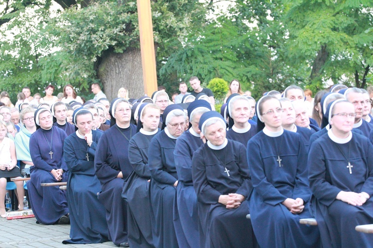 Dziękczynienie w Podegrodziu