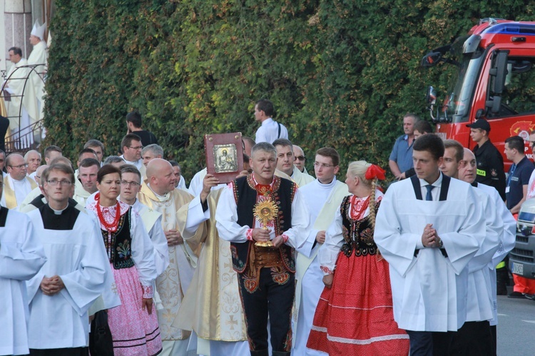 Dziękczynienie w Podegrodziu