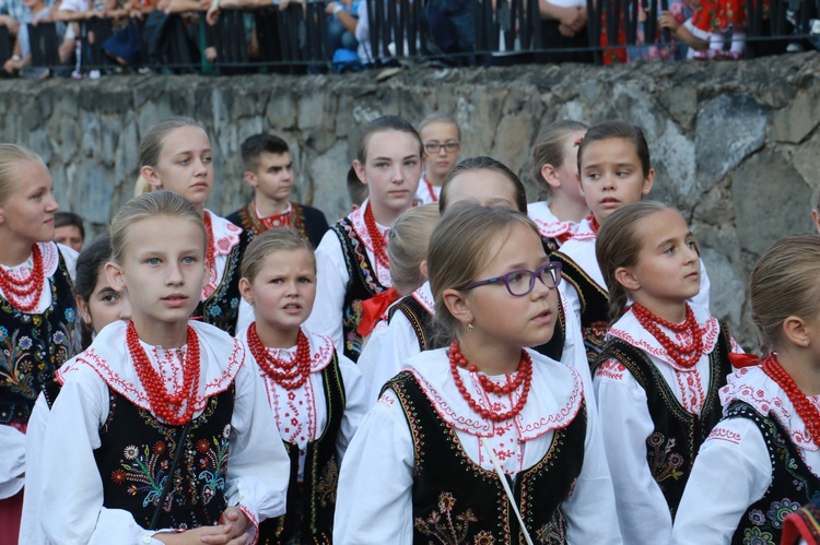 Dziękczynienie w Podegrodziu