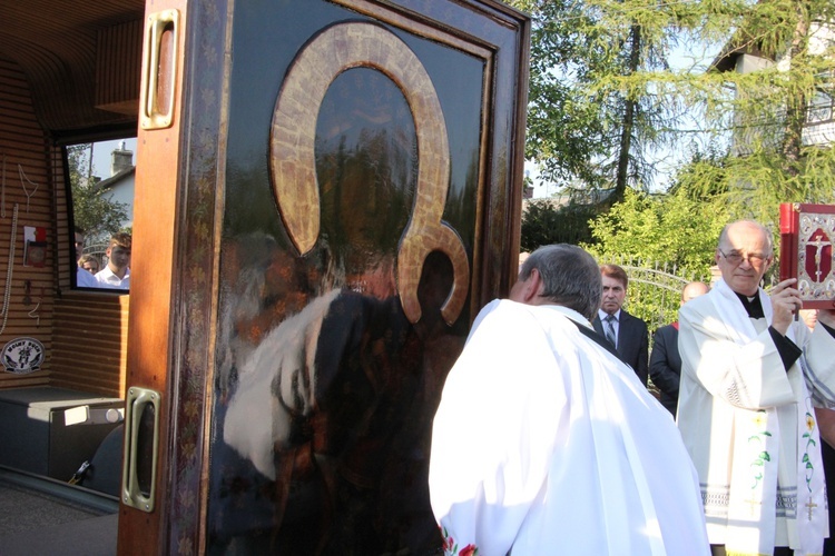 Powitanie ikony MB Częstochowskiej w Baranowie