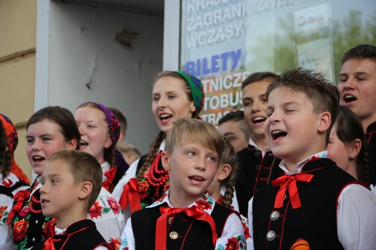 Odsłonięcie "Gwiozd Łowickich"