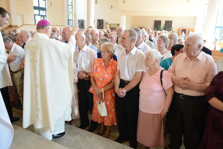 Dziękczynienie złotych jubilatów małżeńskich