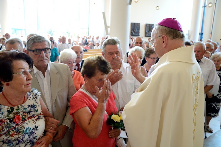 Dziękczynienie złotych jubilatów małżeńskich