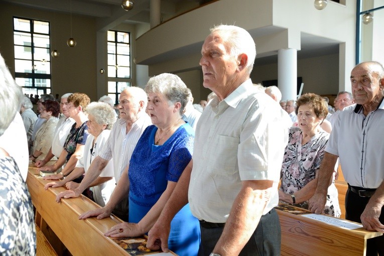 Dziękczynienie złotych jubilatów małżeńskich