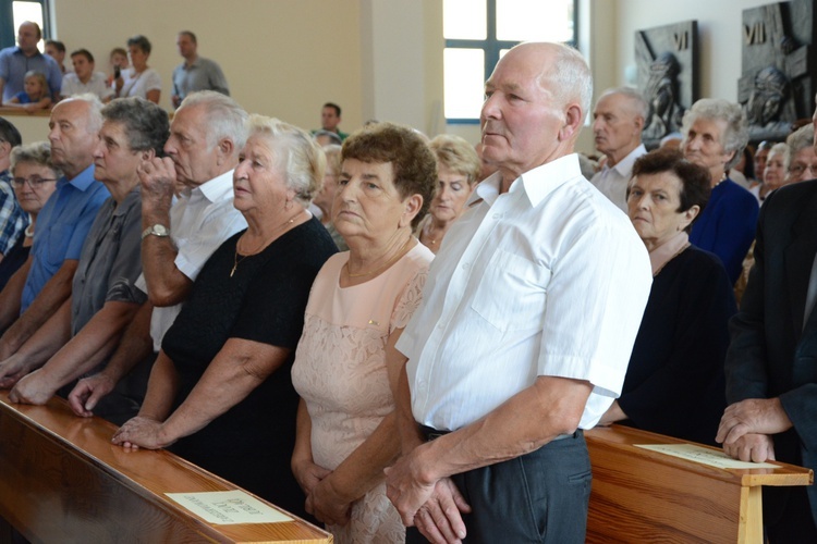 Dziękczynienie złotych jubilatów małżeńskich