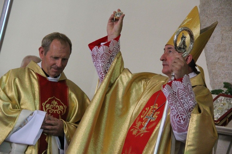 Konsekracja kościoła w Gierczycach
