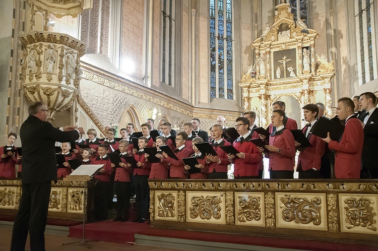 "Poznańskie Słowiki" w Białogardzie