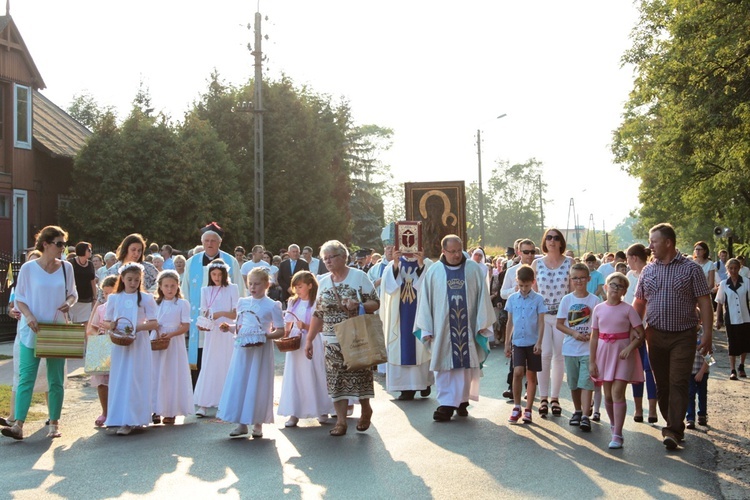 Powitanie ikony MB Częstochowskiej w Szymanowie