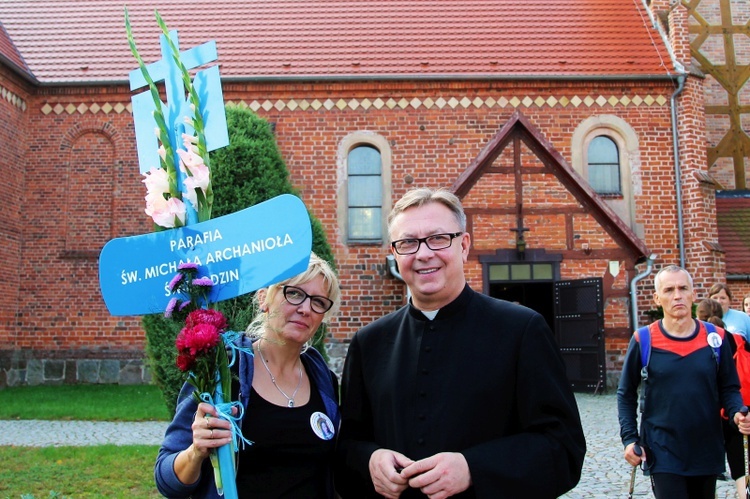 Pielgrzymka Ziemi Świebodzińskiej do Rokitna