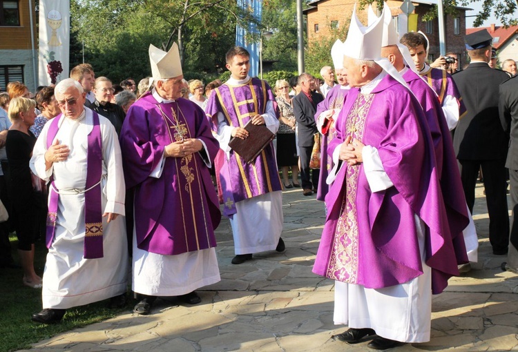 Pogrzeb ks. Józefa Strączka w Porąbce - 12 września 2016 r.