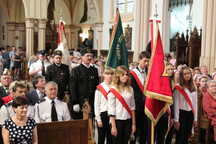 Wilamowice podziękowały ks. prał. Michałowi Bogucie