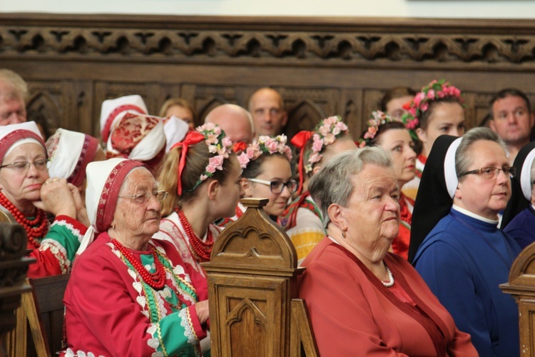 Wilamowice podziękowały ks. prał. Michałowi Bogucie