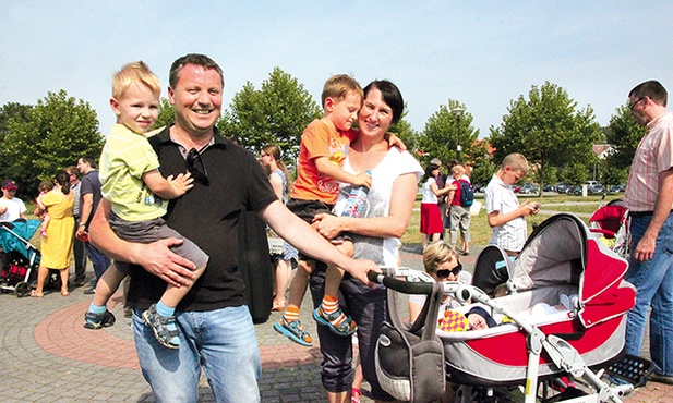 Ogród w cieniu namiotu