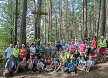 ▼	W jesiennej, jubileuszowej pielgrzymce śladami św. Jana Pawła II wzięło udział ponad 70 rowerowych pątników.