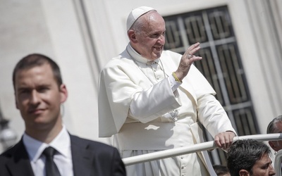 Papież chwali interpretację adhortacji „Amoris laetitia”
