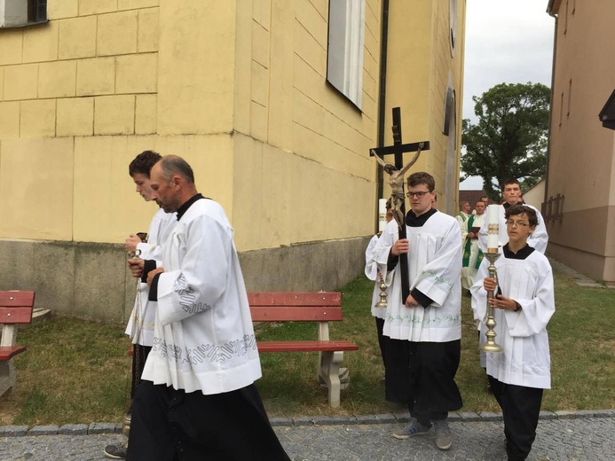 Wizyta abp. Skworca u śląskich kapłanów pracujących w Czechach