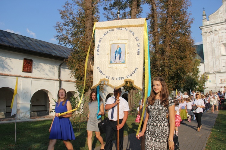 Powitanie ikony MB Częstochowskiej w Miedniewicach