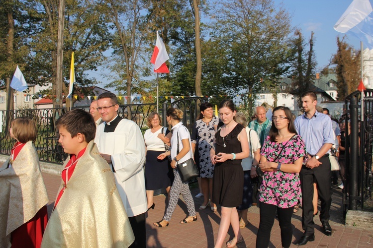 Powitanie ikony MB Częstochowskiej w Miedniewicach