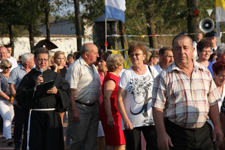 Powitanie ikony MB Częstochowskiej w Miedniewicach