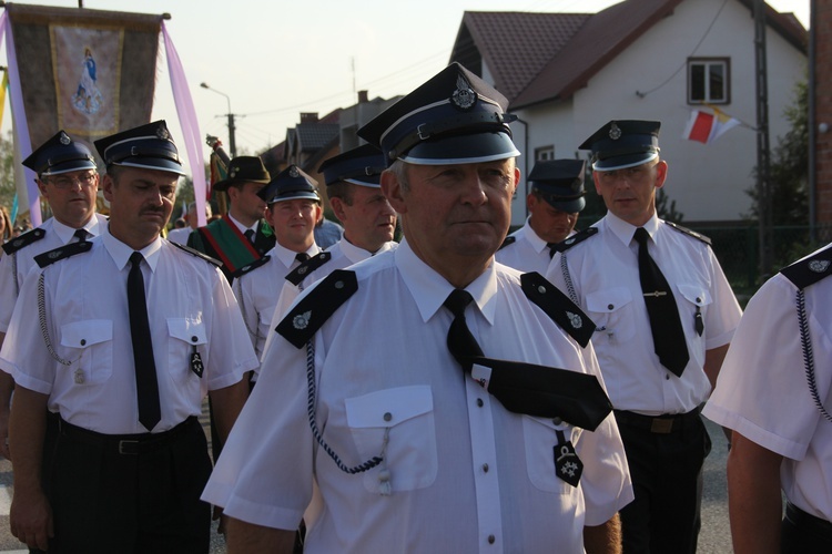 Powitanie ikony MB Częstochowskiej w Miedniewicach