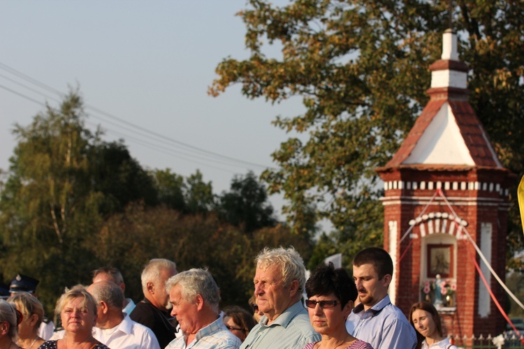 Powitanie ikony MB Częstochowskiej w Miedniewicach