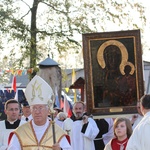 Powitanie ikony MB Częstochowskiej w Miedniewicach