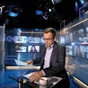 Wielkie „gwiazdy” dziennikarskie znikają z telewizji. Czy odnajdą się w internecie?  Na zdjęciu Maciej Orłoś prowadzący swój ostatni Teleexpress.