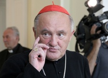 Kard. Kazimierz Nycz zapowiedział kontynuacje dialogu ze środowiskami katolików zaangażowanymi w kontrowersyjną akcję