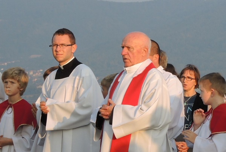 Bielszczanie pod krzyżem na Trzech Lipkach