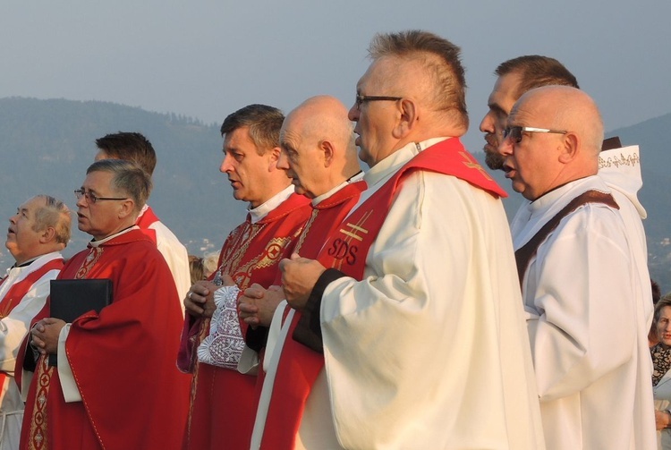 Bielszczanie pod krzyżem na Trzech Lipkach