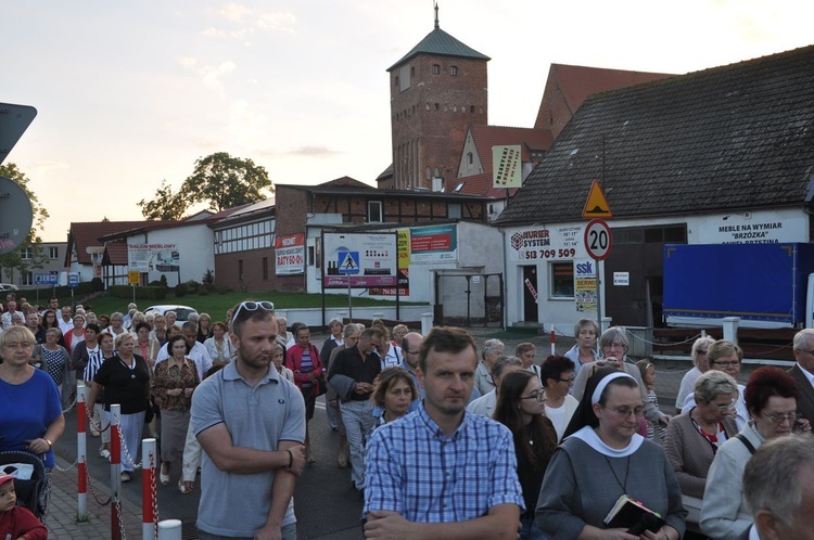 Procesja w kolejną rocznicę darłowskiego tsunami