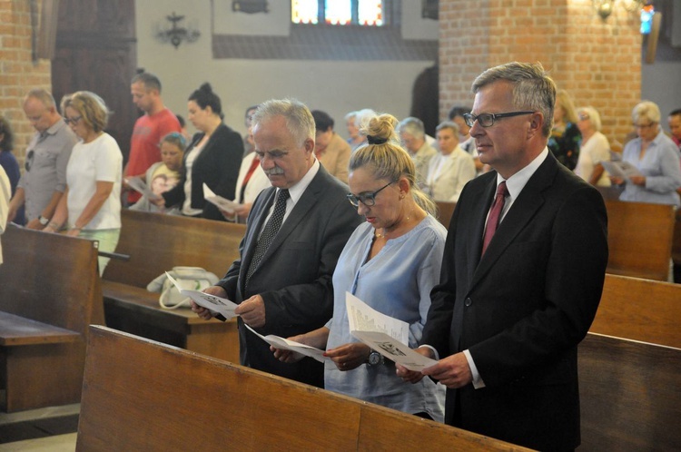 Procesja w kolejną rocznicę darłowskiego tsunami