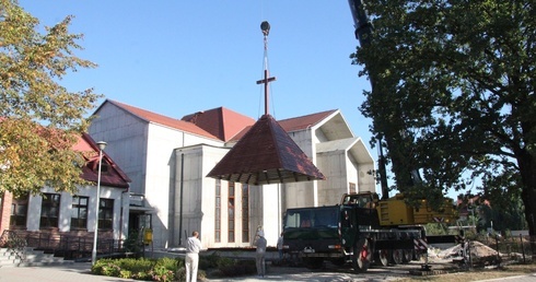 Wieża zwieńczona