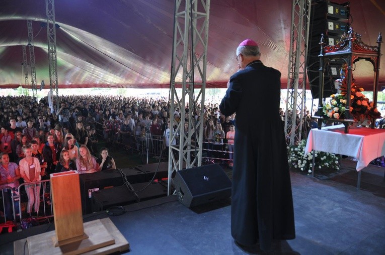 Czuwanie Młodych w Skrzatuszu, cz. I