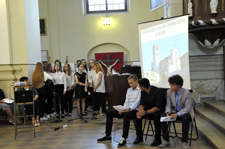 Pamięci jezuitów w Pułtusku