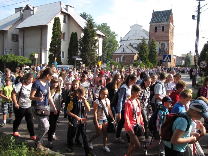 Diecezjalna pielgrzymka dzieci do Rostkowa