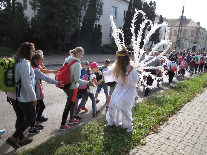 Diecezjalna pielgrzymka dzieci do Rostkowa