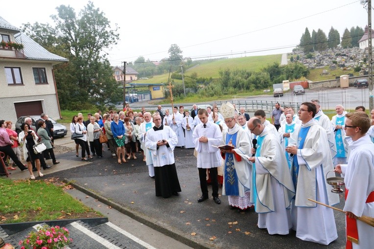 Droga krzyżowa w Czarnym Potoku