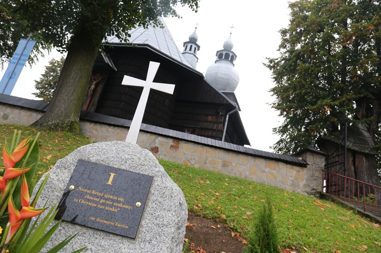 Droga krzyżowa w Czarnym Potoku