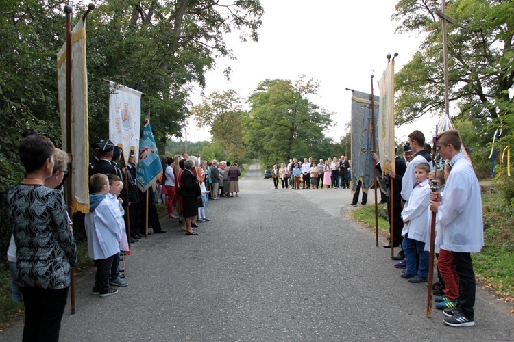 Powitanie ikony MB Częstochowskiej w Korabiewicach